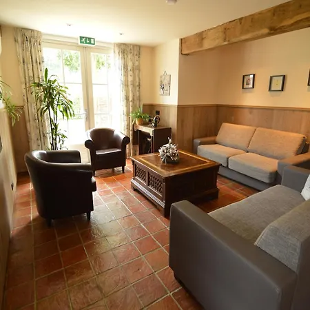 Pleasant Near The Centre Of