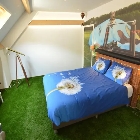 Holiday home Pleasant Near The Centre Of