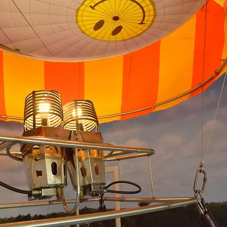 Pleasant Near The Centre Of Casa de Férias *