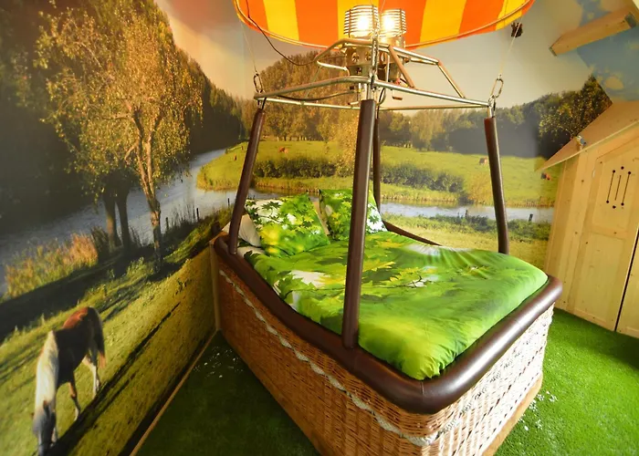 Pleasant Near The Centre Of הארן